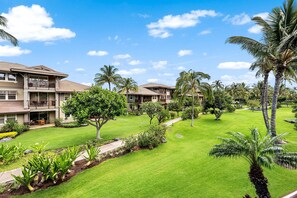 Exterior - 3 Bedroom Condo with Lanai, Grill, and Access to Recreational Facilities (Waikoloa)