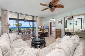 Condo, Multiple Beds, Kitchen, Ocean View (Country Club Villas 230) | Living area