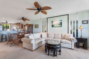 Condo, Multiple Beds, Kitchen, Ocean View (Country Club Villas 230) | Living area