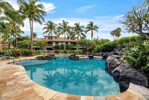 Pool - Golf View Villa - Concierge, Pools, Walk to Beach, Shops & Restaurants - Vrkcv (Waikoloa)