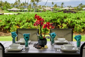 Appartement, 1 kingsize bed, balkon, uitzicht op bergen (Mauna Lani Point H107) | Buiten dineren