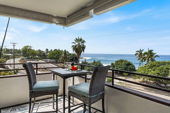 Condo, Multiple Beds, Lanai, Ocean View (White Sands Village 201) | Outdoor dining