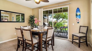 Townhome - flera sängar - lanai - utsikt mot bergen (Waikoloa Beach Villas I4) | 3 sovrum, individuell inredning, unika möbler och sängkläder