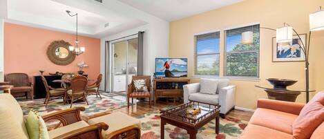 Townhome, Multiple Beds, Lanai, Golf View (Mauna Lani Fairways 1104) | Living area | 42-inch flat-screen TV with digital channels