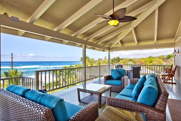 コンドミニアム ベッド (複数台) ラナイ オーシャンビュー (Kahaluu Alii) | 部屋からの景観