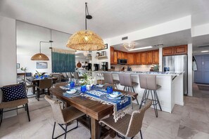 Appart'hôtel, plusieurs lits, véranda, vue jardin (White Sands Village 127) | Cuisine privée