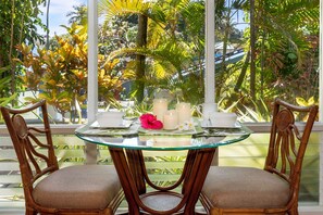 Condo, 1 King Bed, Lanai, Partial Ocean View (Kona Riviera Villas 106)