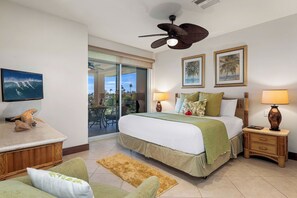 Condo, Plusieurs lits, cuisine, vue sur lâocĂ©an (Vista Waikoloa A303) | 2 chambres, dĂ©cor unique, ameublement unique, literie fournie