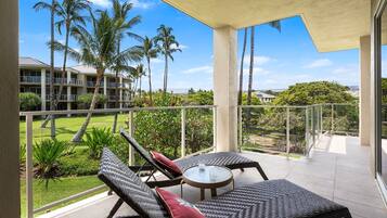 Condo, Multiple Beds, Lanai, Partial Ocean View (Vista Waikoloa D204) | View from room