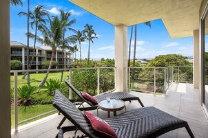 Apartamento, varias camas, lanai, vistas parciales al mar (Vista Waikoloa D204) | Vistas desde la habitación
