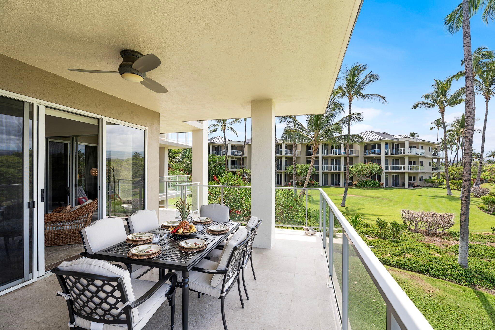 Appartamento, letti multipli, lanai, vista oceano parziale (Vista Waikoloa D204) | Ristorazione all'aperto