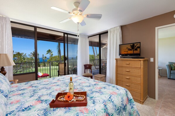 Condo, Multiple Beds, Lanai, Ocean View (Country Club Villas 219) | 2 bedrooms, individually decorated, individually furnished, bed sheets
