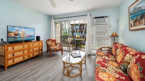 Condo, 1 Queen Bed with Sofa bed, Lanai, Partial Ocean View (Kona Isle B22) | Living area