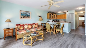 Condo, 1 Queen Bed with Sofa bed, Lanai, Partial Ocean View (Kona Isle B22) | Living area
