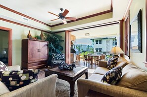 Condo, Multiple Beds, Lanai, Mountain View (Kolea 15L) | Living area