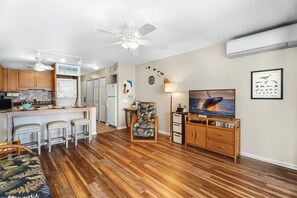 Condo, 1 King Bed with Sofa bed, Kitchen, Partial Ocean View (Kona Isle C31) | Living area - AC - Top Floor Corner Unit - Ocean View- Vrkcv (Kailua-Kona)