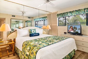 Condo, Multiple Beds, Lanai, Partial Ocean View (Casa de Emdeko 311)