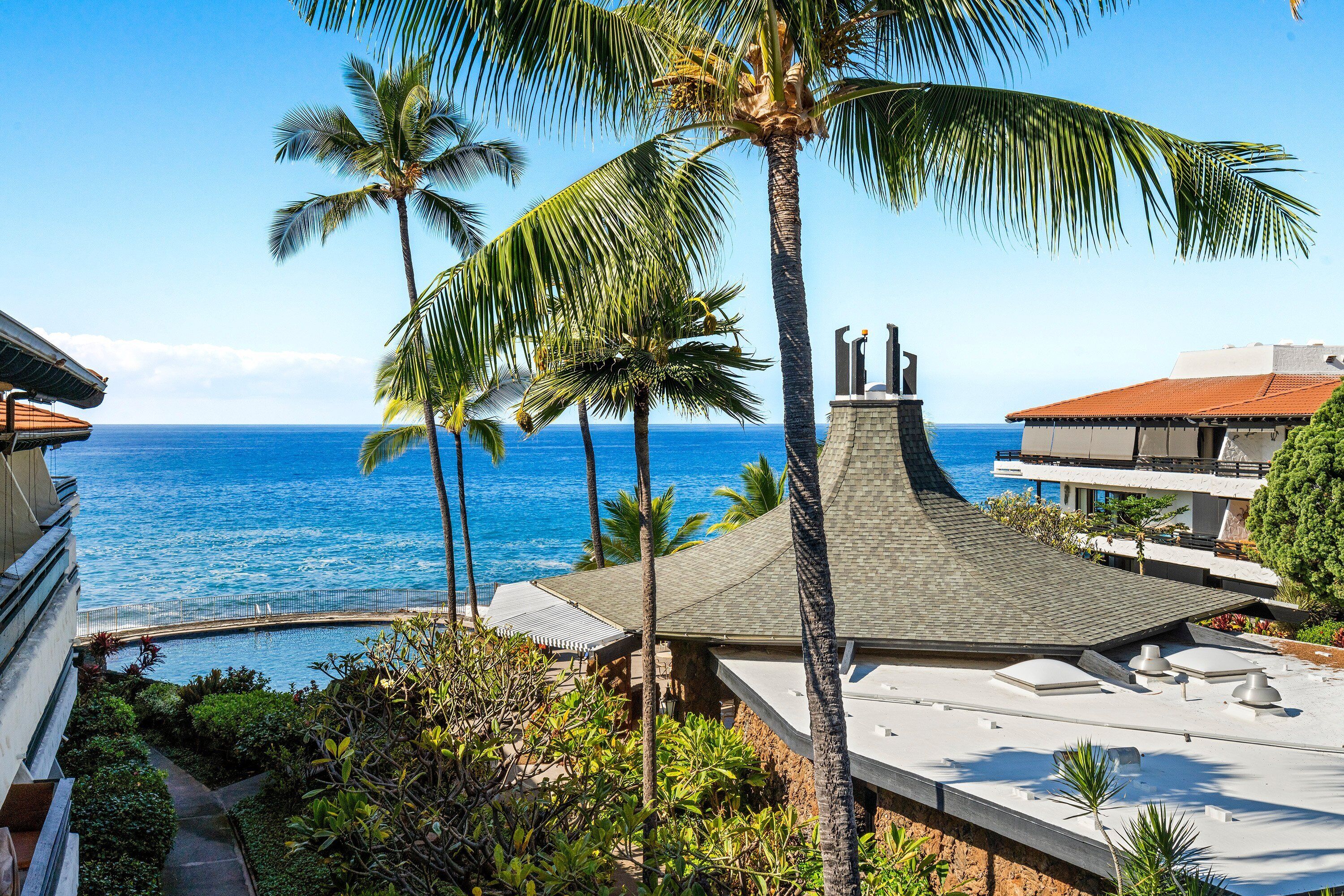 Leilighet, flere senger, lanai, delvis havutsikt (Casa de Emdeko 311) | Utsikt mot strand/hav