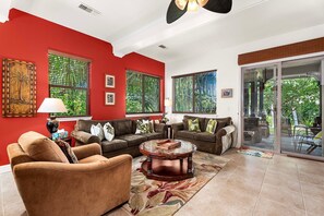 Townhome, Multiple Beds, Lanai, Garden View (Kulalani at Mauna Lani 2402) | Living area