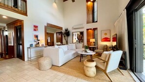 Maison, plusieurs lits, véranda, vue océan (Kona Onenalo 11) | Coin séjour