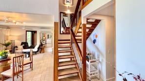 House, Multiple Beds, Lanai, Ocean View (Kona Onenalo 11) | Interior