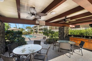 Condo, Multiple Beds, Lanai, Garden View (White Sands Village 223) | Outdoor dining