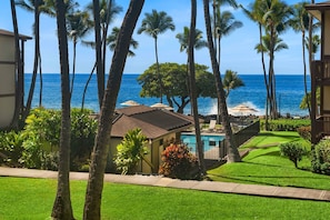 Condo, 1 cama Queen size, lanai, vista parcial al océano (Kona Isle B25) | Vista desde la habitación