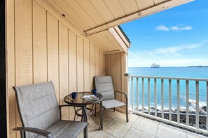 شقة - عدة أسرّة - بشرفة مسقوفة - بمنظر للمحيط (Sea Village 4307) | إطلالة الغرفة