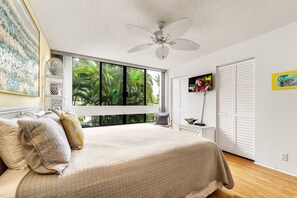 Kondominium, Beberapa Tempat Tidur, beranda, pemandangan samudra (Surf and Racquet 4203) | 2 kamar tidur dan didekorasi berbeda-beda