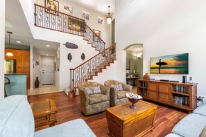 Townhome, Multiple Beds, Lanai, Golf View (Mauna Lani Fairways 1101) | Living area | 42-inch flat-screen TV with digital channels