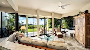 Condo, Multiple Beds, Balcony, Ocean View (Mauna Lani Point H101) | Living area