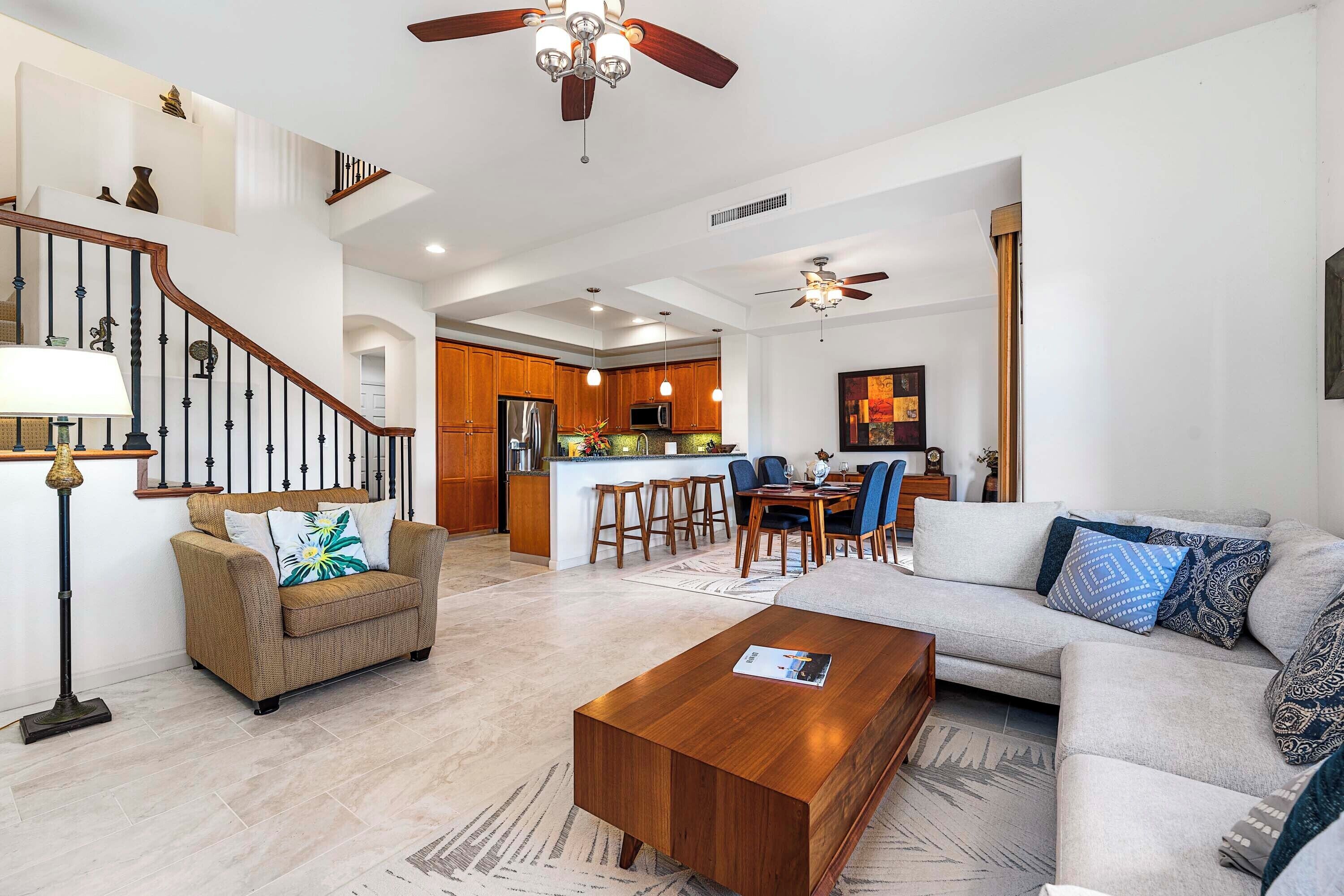 Townhome, Multiple Beds, Kitchen, Golf View (Mauna Lani Fairways 504) | Living area | 42-inch flat-screen TV with digital channels