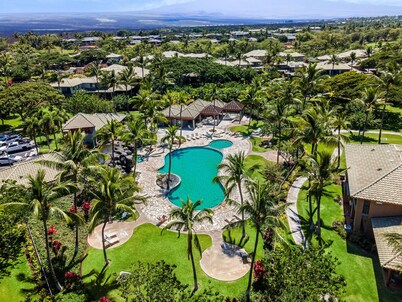 Golf Course View - Conveniently Located - Vrkcv