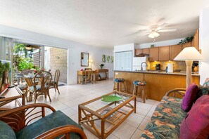 Condo, 1 King Bed with Sofa bed, Lanai, Garden View (Alii Villas 107) | Living area