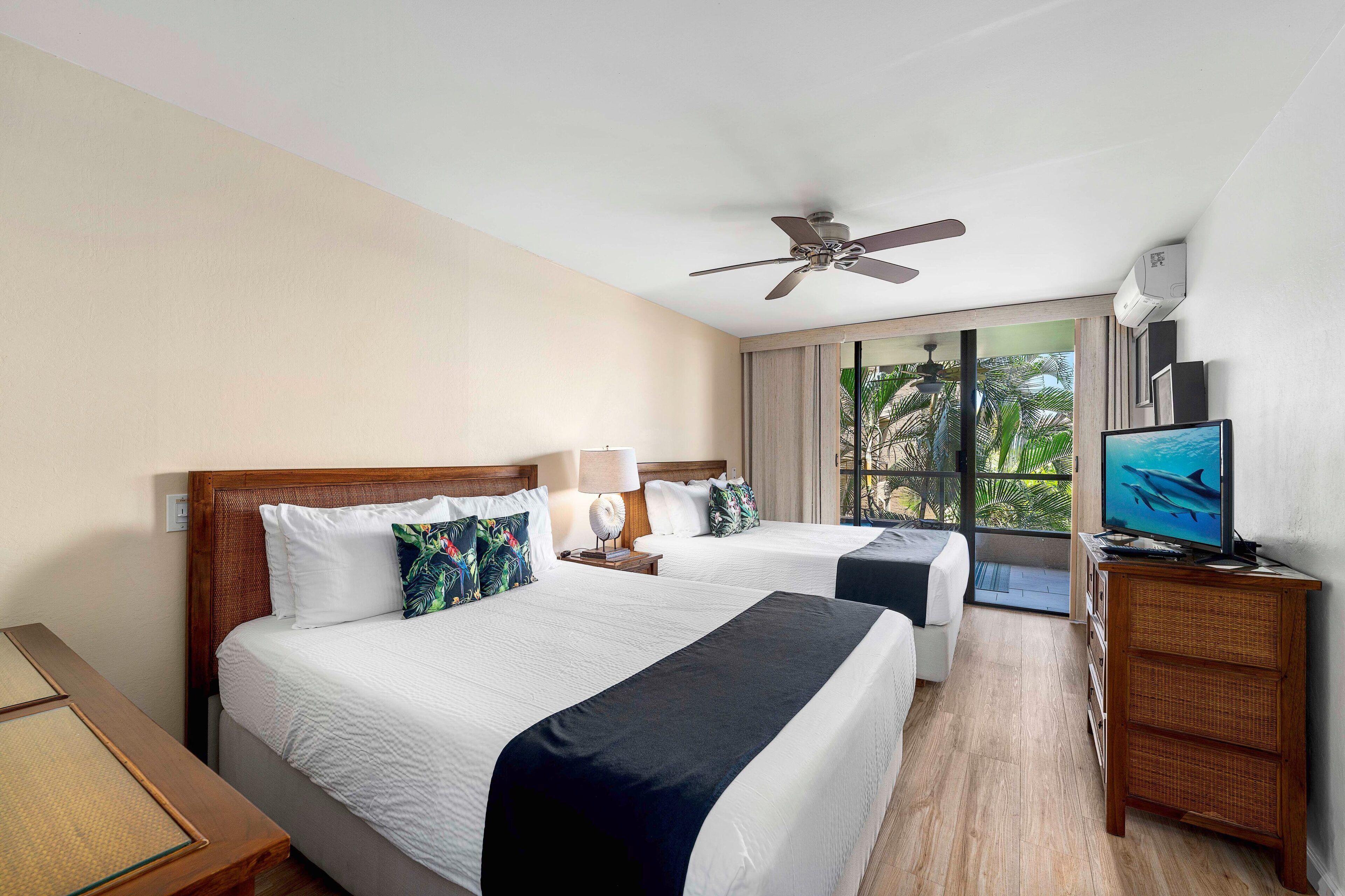 2 habitaciones, decoración personalizada y muebles diferentes 