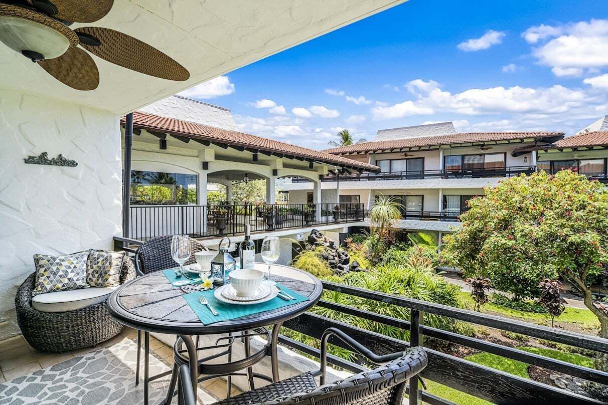 Appartement, 1 kingsize bed met slaapbank, veranda, uitzicht op tuin (Casa de Emdeko 221) | Kameruitzicht