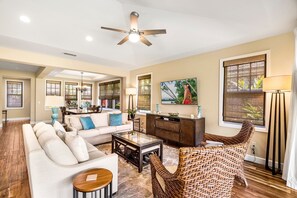 House, Multiple Beds, Lanai, Garden View (Holua Kai 37) | Living area - Outdoor Seating- Central AC & Wifi- Vrkcv (Kailua-Kona)