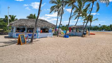 Una playa cerca
