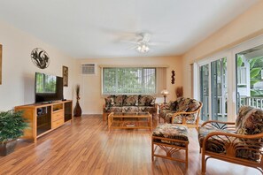 Condo, Multiple Beds, Lanai, Ocean View (Kahaluu Mauka) | Living area | 55-inch flat-screen TV with digital channels