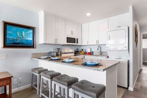 Condo, 1 Queen Bed with Sofa bed, Lanai, Ocean View (Kona Isle D23) | Private kitchen