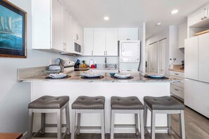 Condo, 1 Queen Bed with Sofa bed, Lanai, Ocean View (Kona Isle D23) | Private kitchen