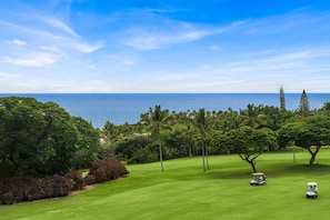Golf - Top Floor With Loft - Ocean and Golf Course Views - AC - Vrkcv (Kailua-Kona)