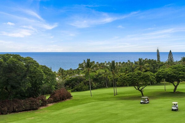 Golf - Top Floor With Loft - Ocean and Golf Course Views - AC - Vrkcv (Kailua-Kona)