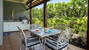 Maison mitoyenne, plusieurs lits, cuisine, vue jardin (Mauna Lani Fairways 1601) | Restauration extérieure