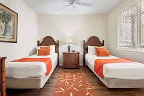 Appart'hôtel, plusieurs lits, véranda, vue golf (Fairway Villas Waikoloa C22)