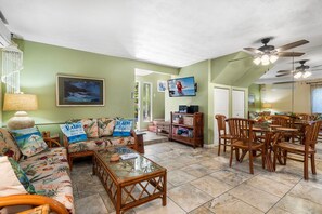 Townhome, Multiple Beds, Lanai, Garden View (Surf and Racquet 52) | Living area | 42-inch flat-screen TV with digital channels