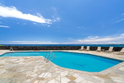 Spectacular Ocean Views - Close to Town - Free Concierge - Vrkcv