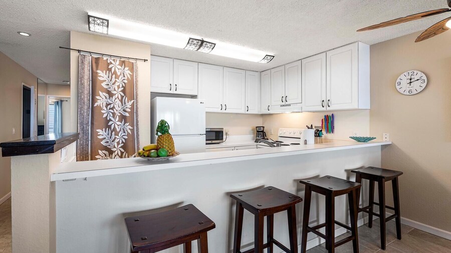 Spectacular Ocean Views - Close to Town - Free Concierge - Vrkcv