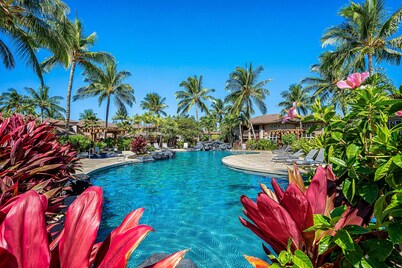 Spacious Top-floor Villa With Stunning Views - Walk to A-bay, Dining & Shops! - Vrkcv