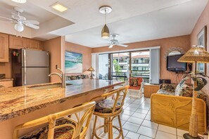 Condo, 1 King Bed, Lanai, Partial Ocean View (Casa de Emdeko 232) | Interior